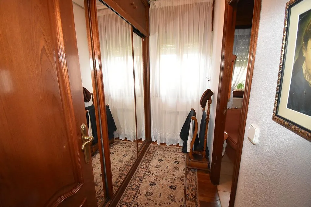 hallway_entrance