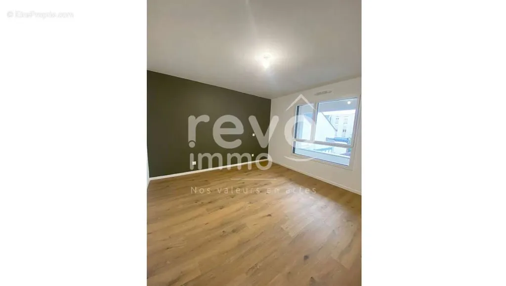 Pièces - Duplex avec Jardin et Parking dans Résidence Neuve