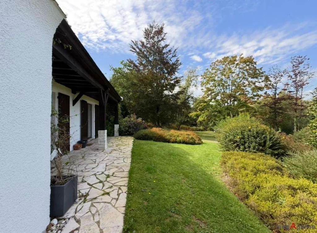 Jardin - Maison 6 pièces à Guer