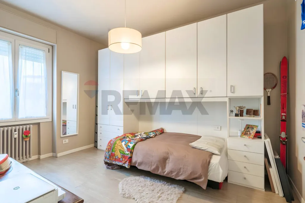 Chambres - Rustic Triplex with Balcony in Brescia
