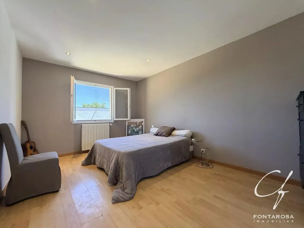 Chambres - Villa Luxueuse avec Piscine à Puget-sur-Argens
