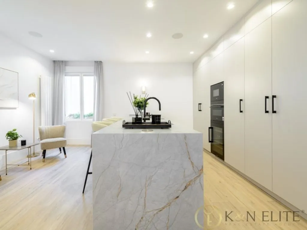 Cuisine - Luxury Flat with Home Automation in Almagro, Madrid