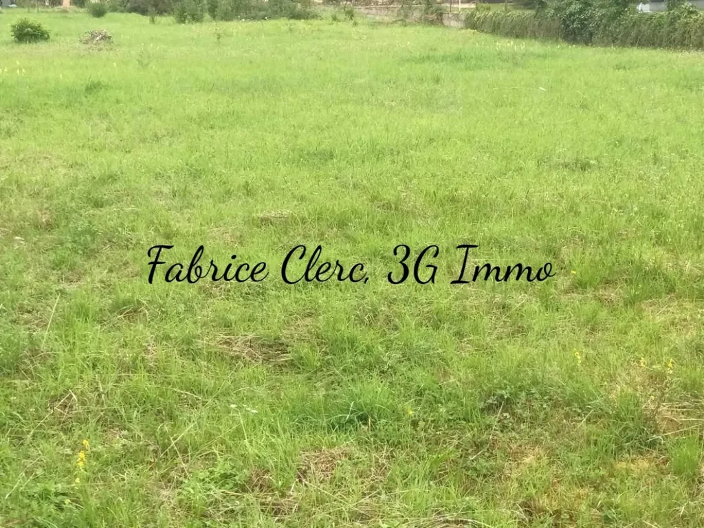 Aed - Constructible Plot with Dégagée View in Auxerre