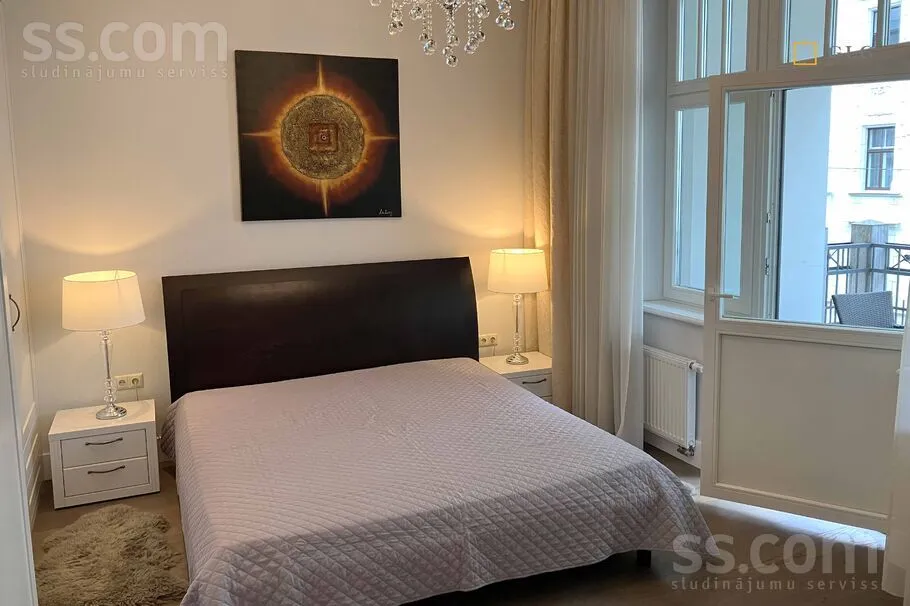 Magamistoad - Furnished Apartment with Balcony in Riga Centre
