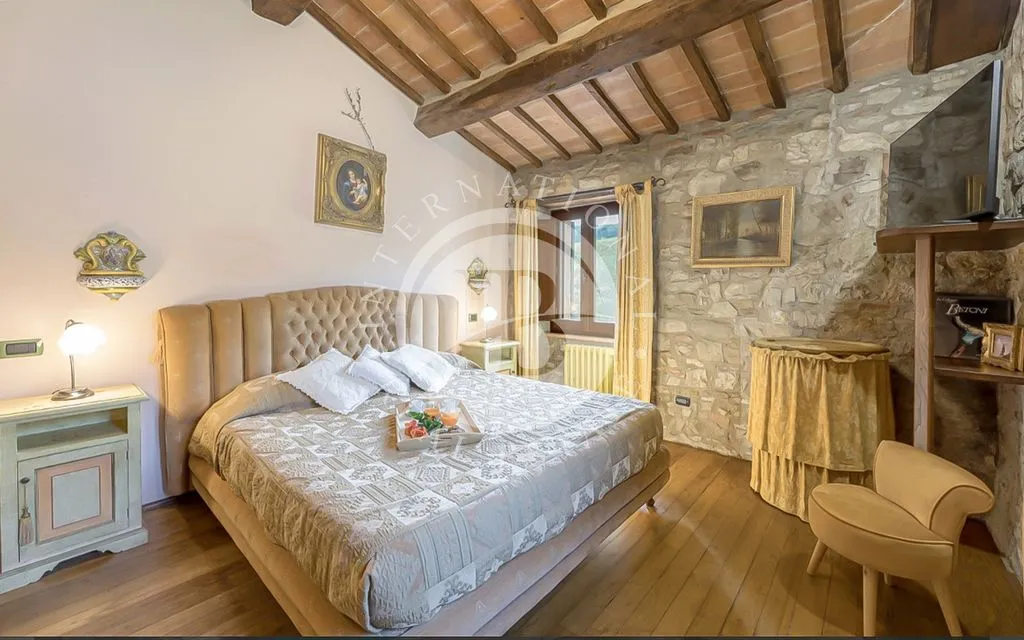 Chambres - 12-Bedroom Villa with Pool in Todi, Italy