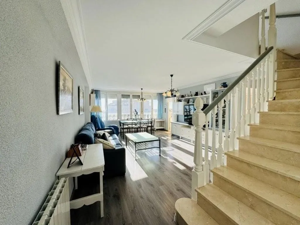 Toad - Penthouse with Pool in Torrevieja