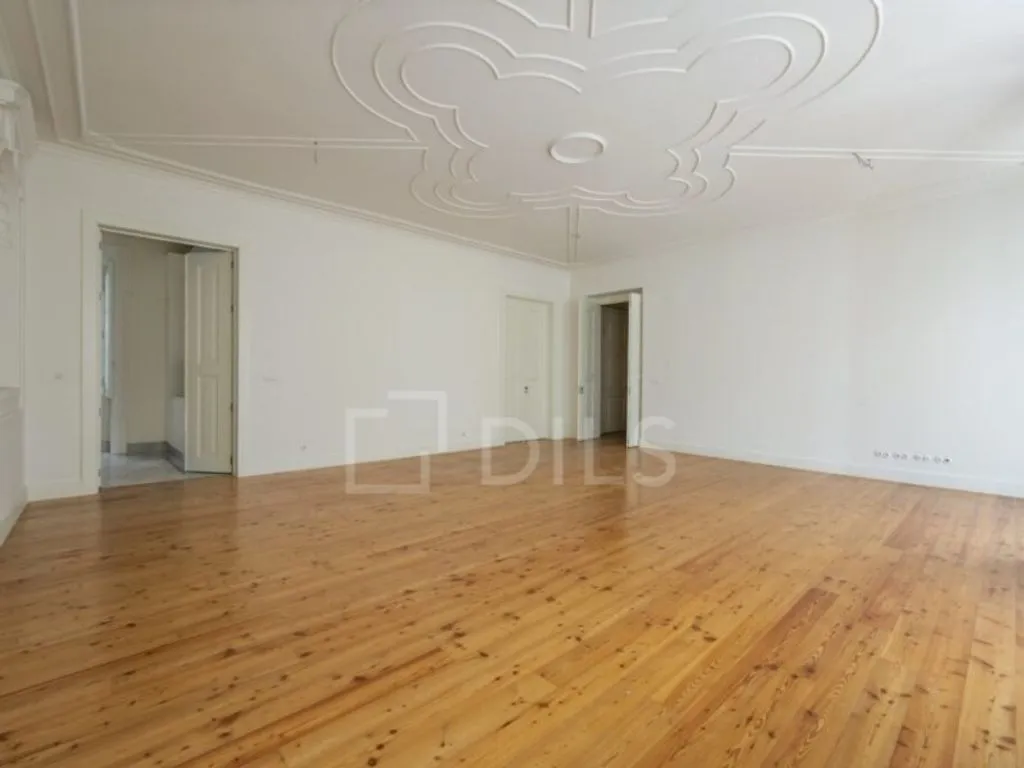 Rooms - Luxury Apartment in Palacio Schindler, Lisbon