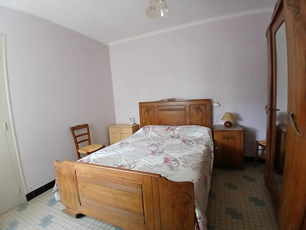 Bedrooms - Bourg House with Garden in Couffe