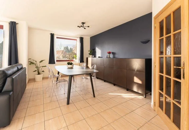 Salle à manger - Appartement 3 Chambres avec Terrasse au Centre de Waterloo