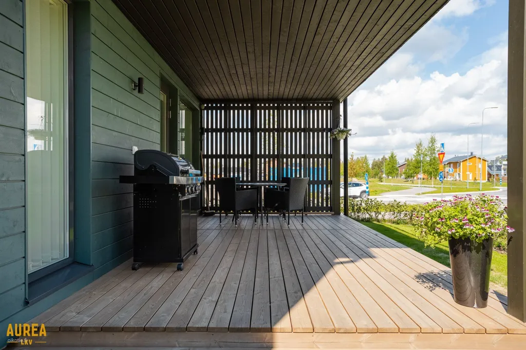 Terrace - Modern Apartment with Sea View in Oulu