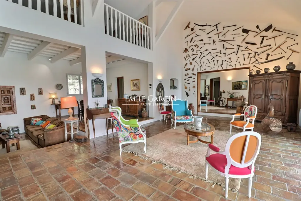 Séjour - Maison 10 pièces à Noves