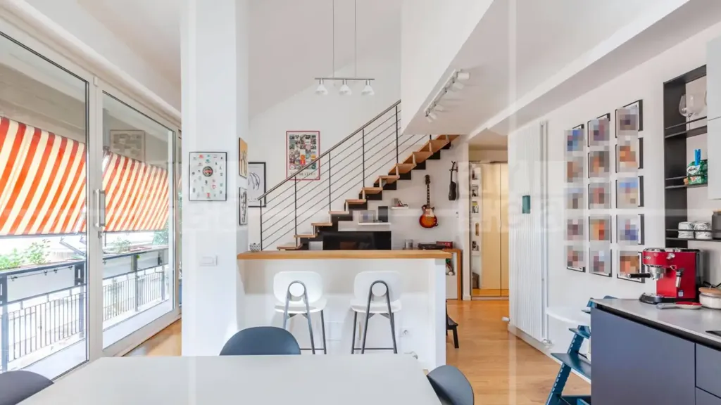 Salle à manger - Attico with Balcony in Monteverde, Rome