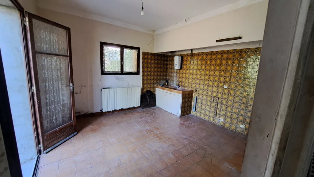 Köök - Renovatable Villa with Orchard in Ganges