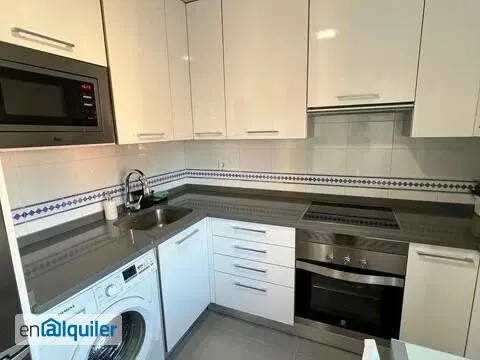 Cuisine - Modern Flat with Balcony in Delicias, Madrid