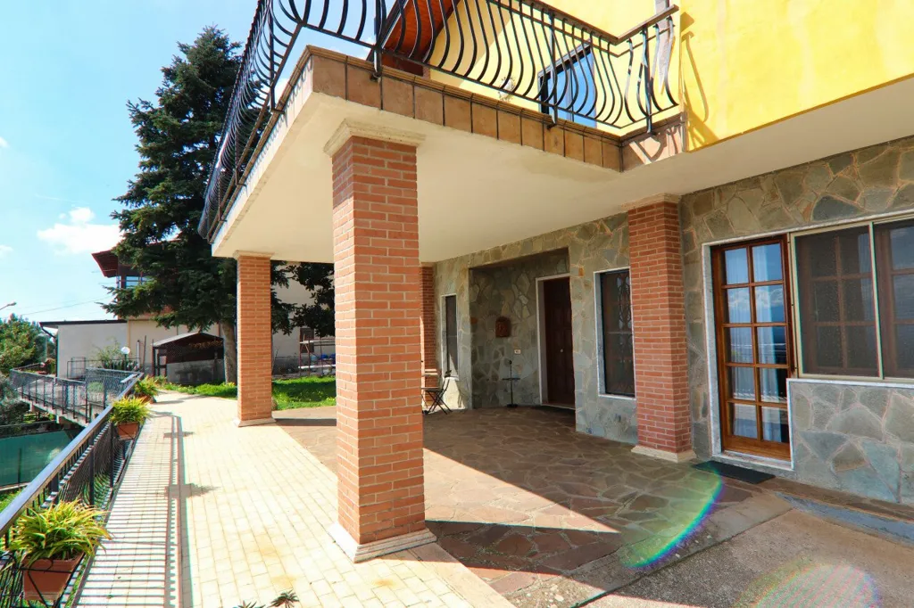 Terrass - Hilltop Villa with Panoramic Views in Eboli