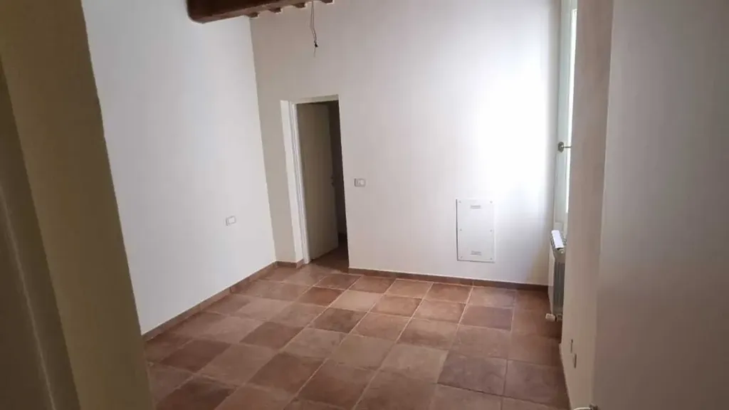 Pièces - Maison 7 pièces à IT