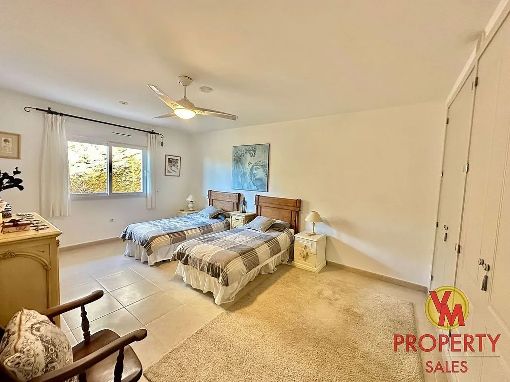 Chambres - Chalet with Pool in Golf Estate