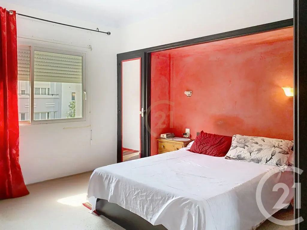 Magamistoad - Multi-Unit Building with Commercial Space in Perpignan