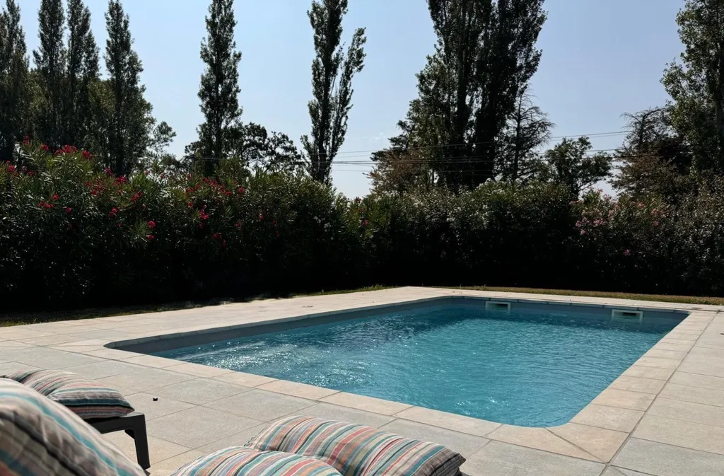 Bassein - Villa with Pool in Mouriès Countryside