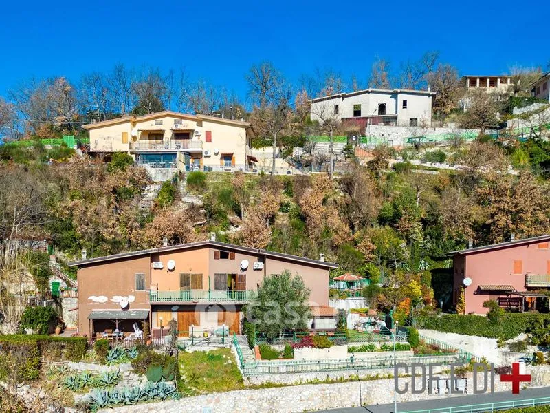 Exterior - Terraced Villa with Lake View in Rocca Sinibalda