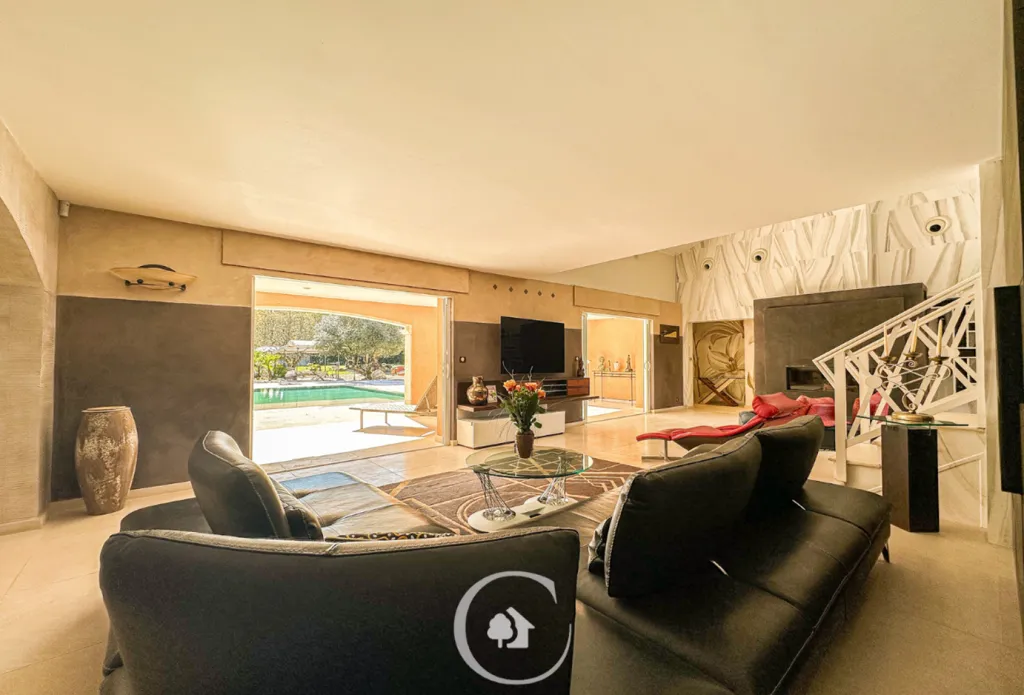 Elutuba - Provençale Villa with Pool and Spa in Blanquefort