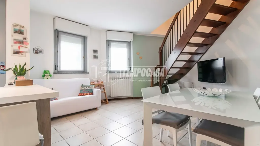 Séjour - Appartement 3 pièces à IT