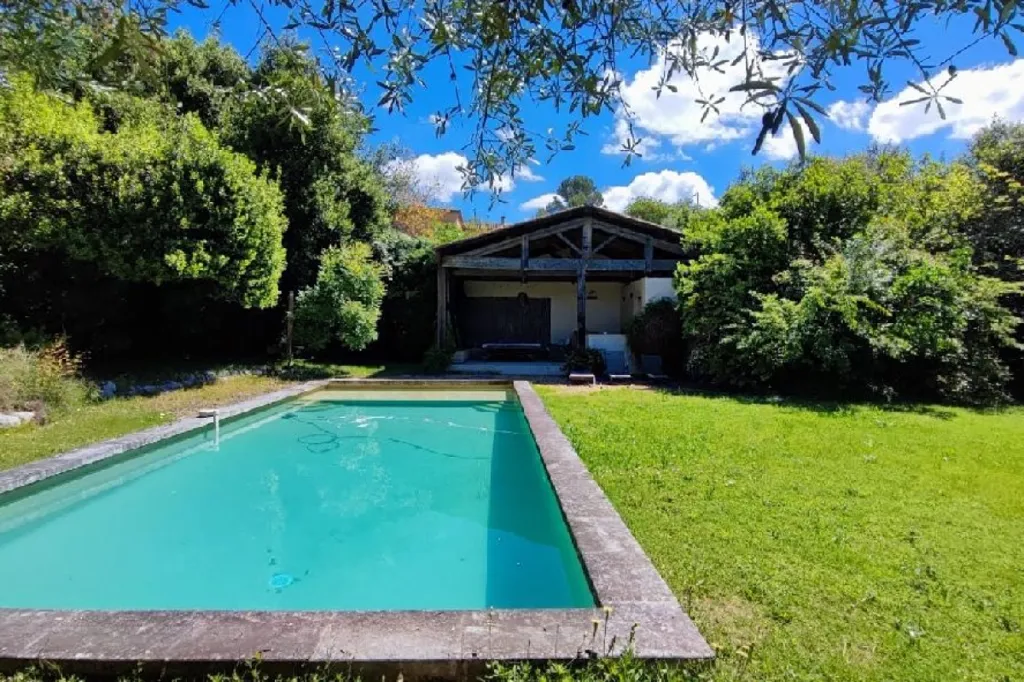 Bassein - Bastide with Pool and Garden in Sommières