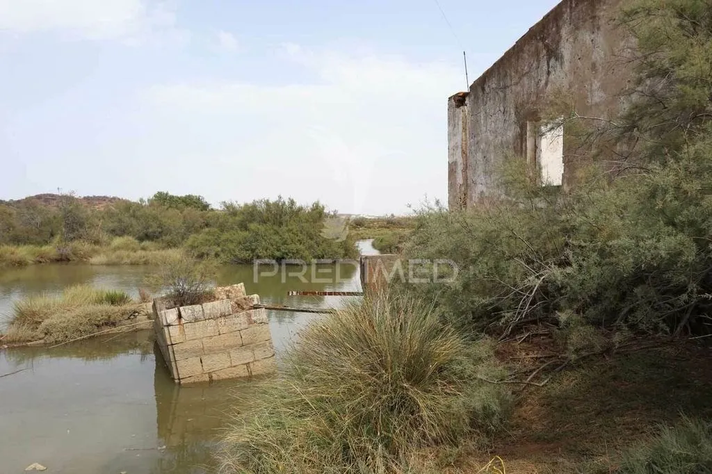Aed - Development Land with River View in Castro Marim