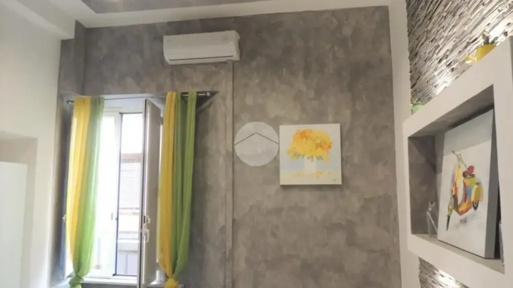 Entrée - Four-Bedroom Apartment in Historic Building, Rome