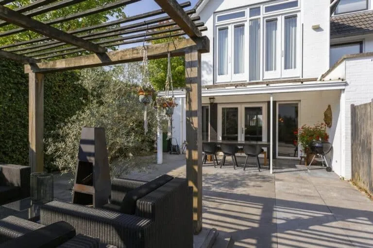 Terrazza - Corner House with Jacuzzi in Eindhoven