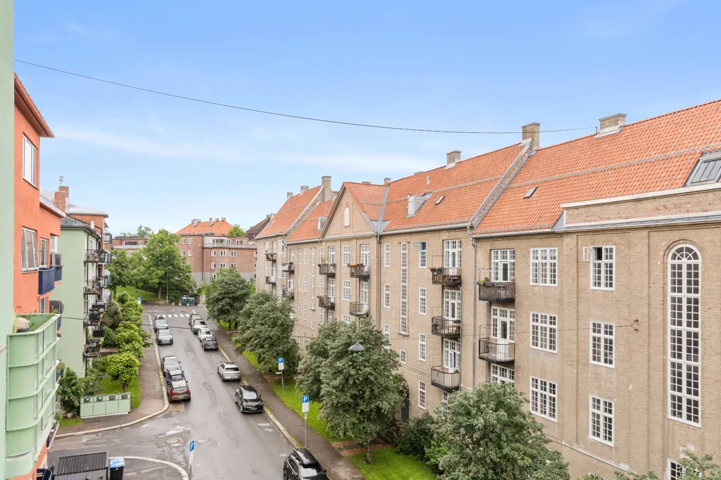 Välivaade - Modern Apartment with Balcony in Fagerborg