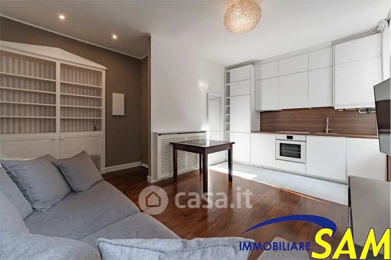 Elutuba - Fully Furnished Flat in Historic Building, Milan