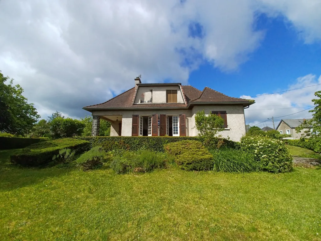 Maison 5 pièces à Mauriac