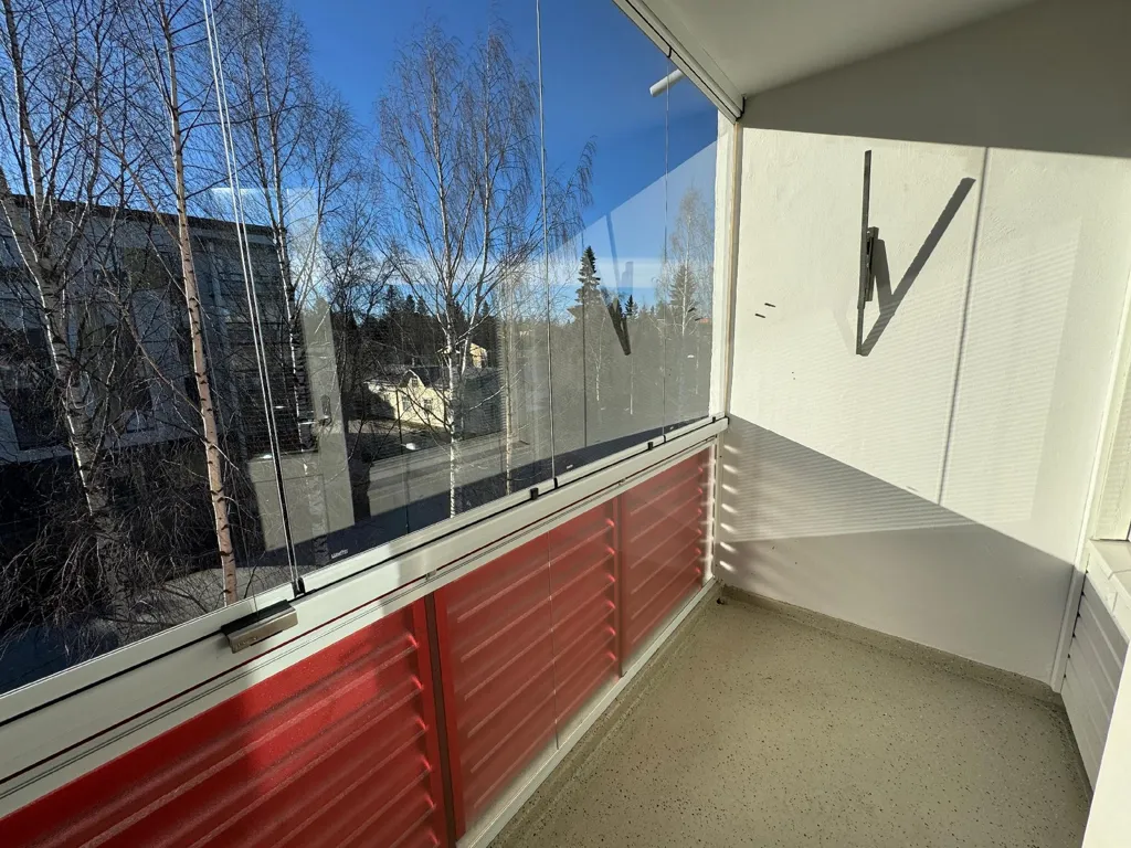 Rõdu - Modernised Apartment with Balcony in Tornio