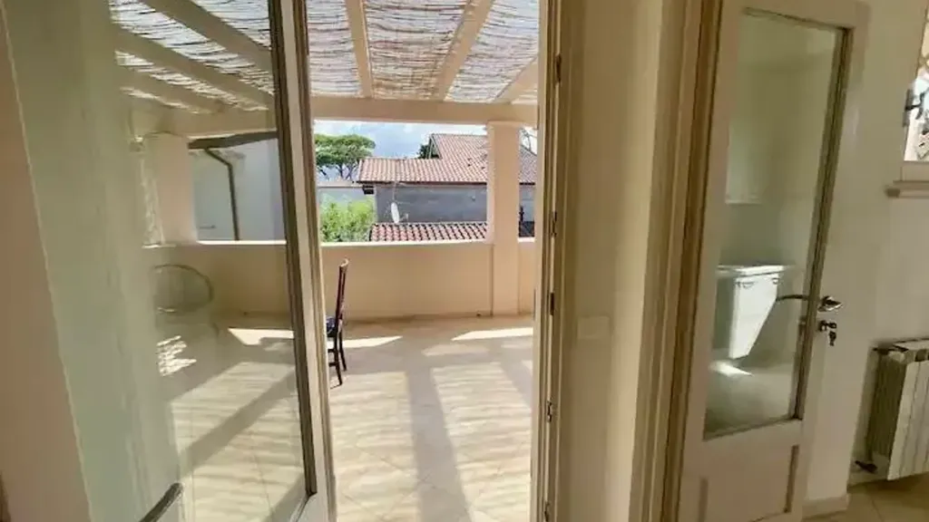 Terrasse - Villa with Seafront Access in Forte dei Marmi