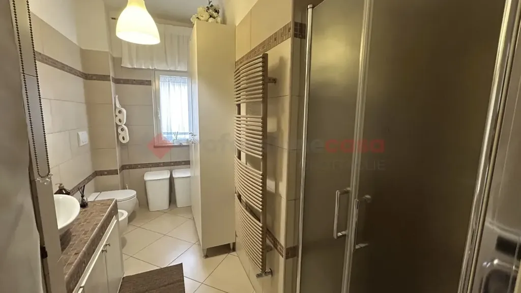 Salles de bain - Refurbished Apartment with Double Exposure in Grottaglie