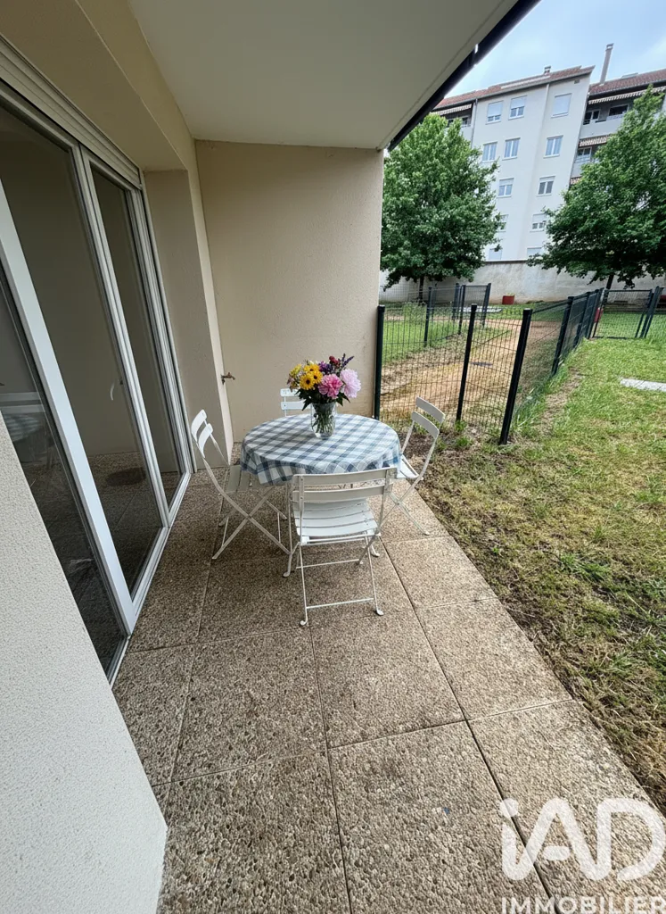 Terrasse - Appartement avec Jardin et Garage à Lyon-8e
