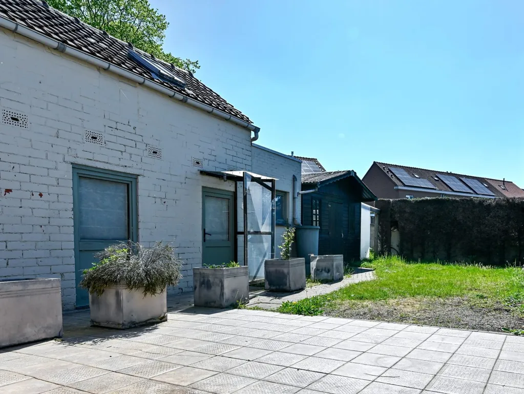 Aed - Half-Open House with Veranda in Bornem
