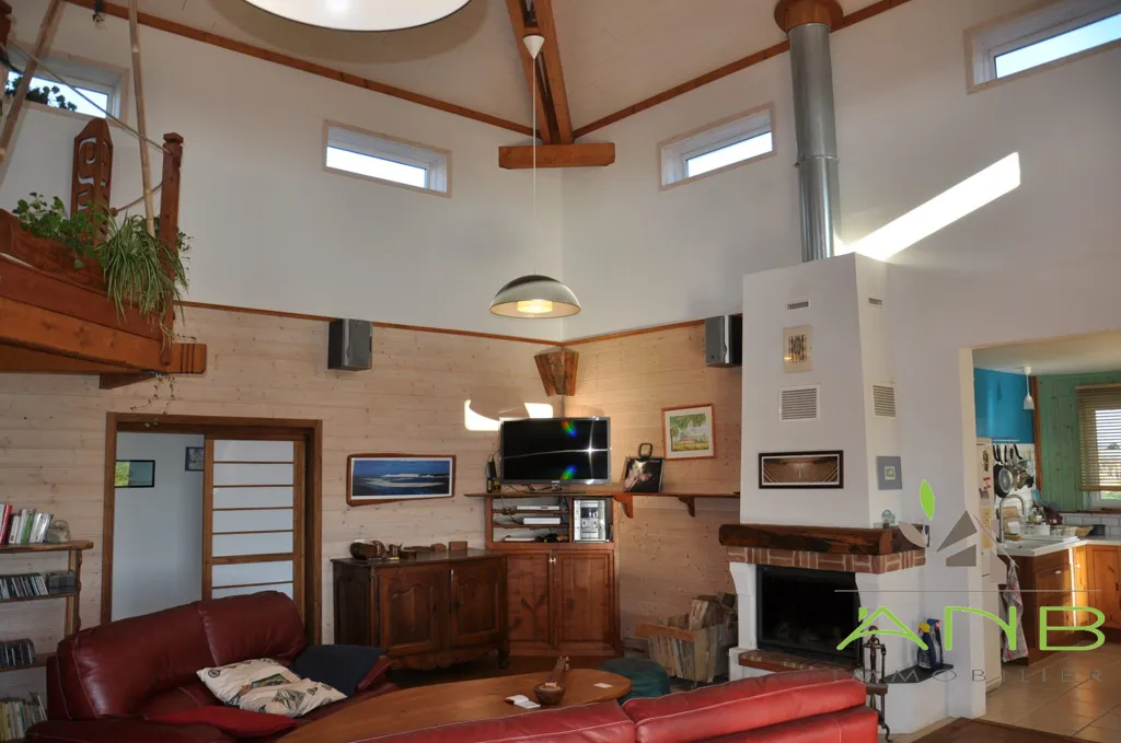 Séjour - Maison Contemporaine avec Vue Panoramique à Montbron