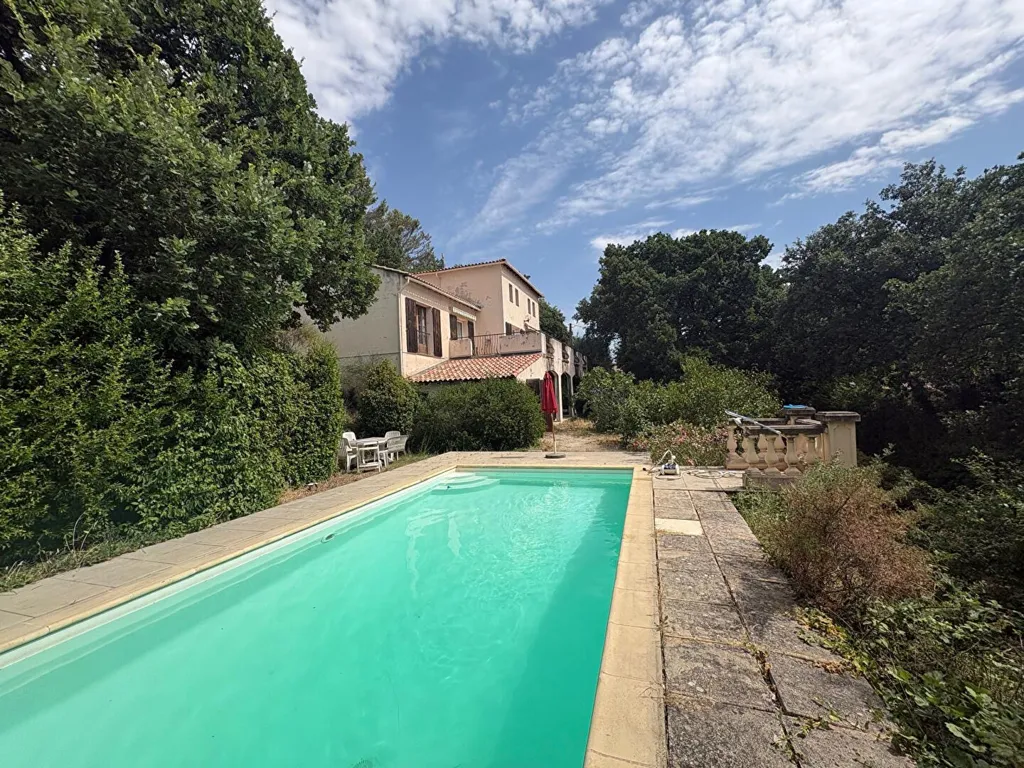 Piscina - Traditional Villa with Pool in Venelles