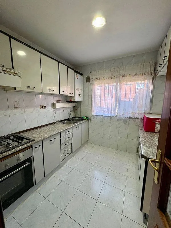 Cuisine - Apartment with Private Rooftop in Moratalaz