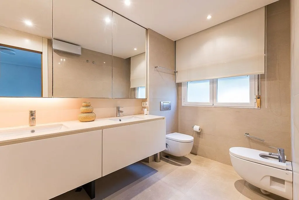 Salles de bain - Terraced Semi-Detached House in Picanya