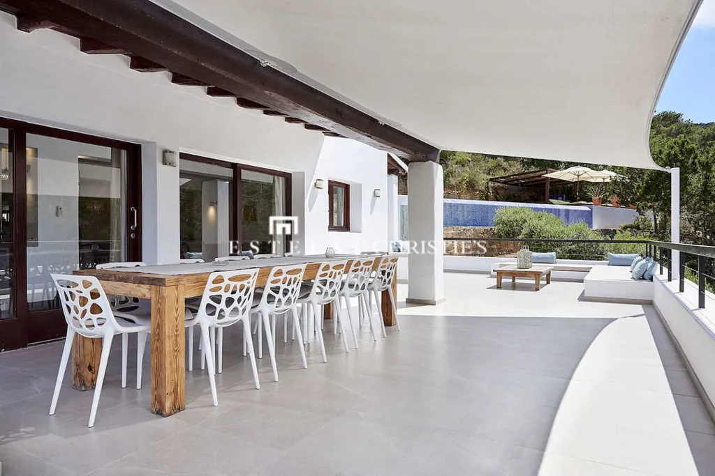 Terrasse - Contemporary Villa with Pool in Es Cubells