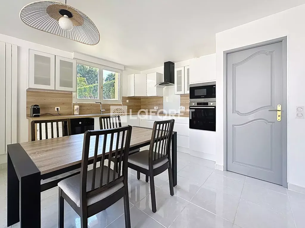 Cucina - Charming House with Garden in Bièvres