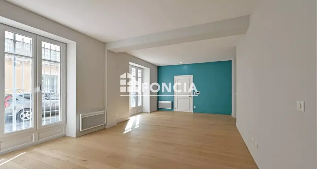 Pièces - Appartement avec Cour Privée en Centre-Ville de Montpellier