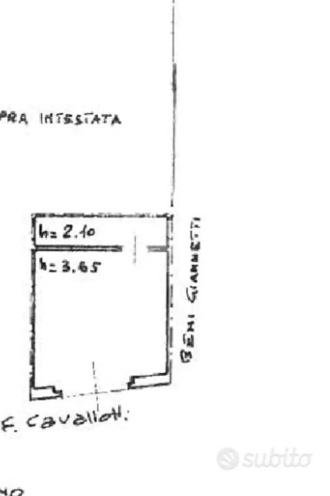 Plaan - Shop with Potential in Viareggio Centre