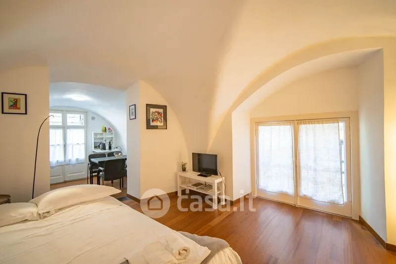 Magamistoad - Restored Triplex in Genoa's Historic Centre