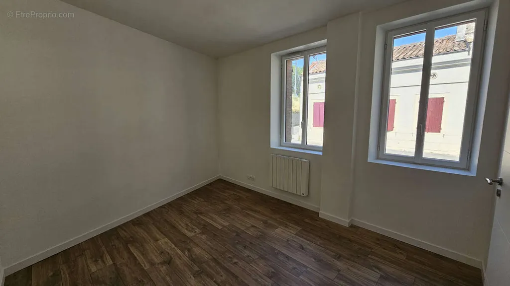 Pièces - Appartement Neuf avec Terrasse au Quartier Busca