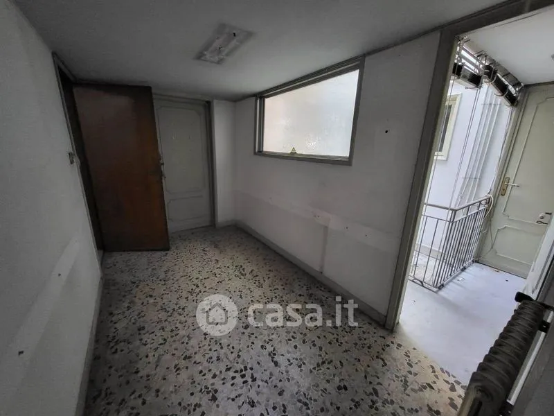 Pièces - Office-Ready Flat with Balcony in Misterbianco