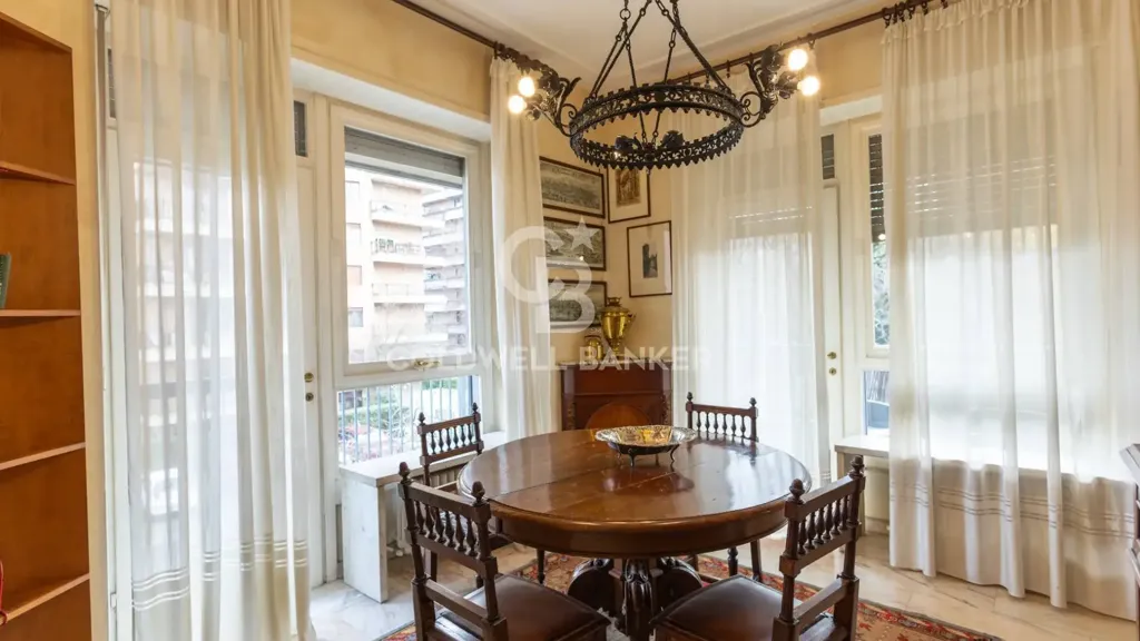 Salle à manger - Apartment with Balcony in Vanchiglietta, Turin